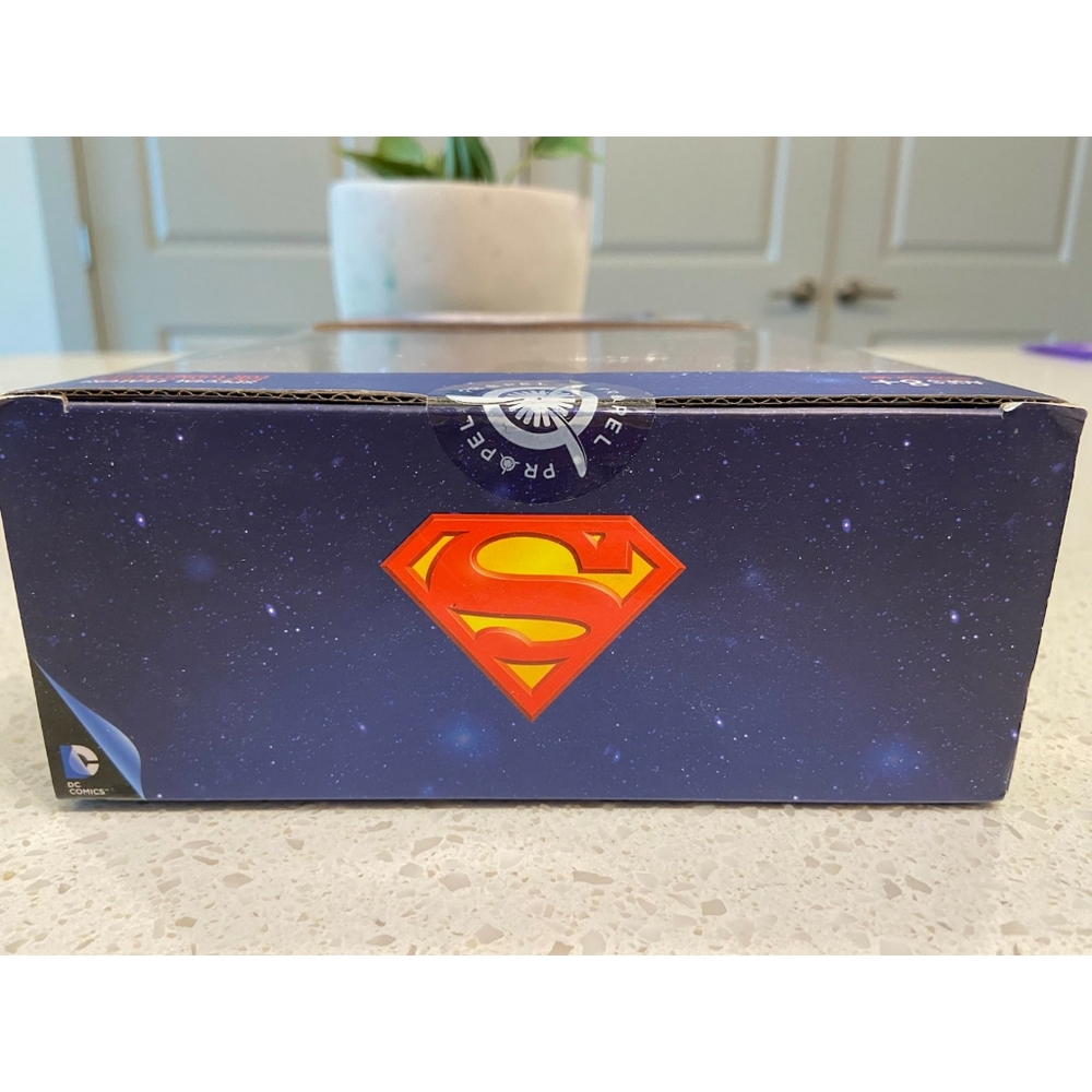 Motion Control RC Flying Superman - Picture 4 of 4